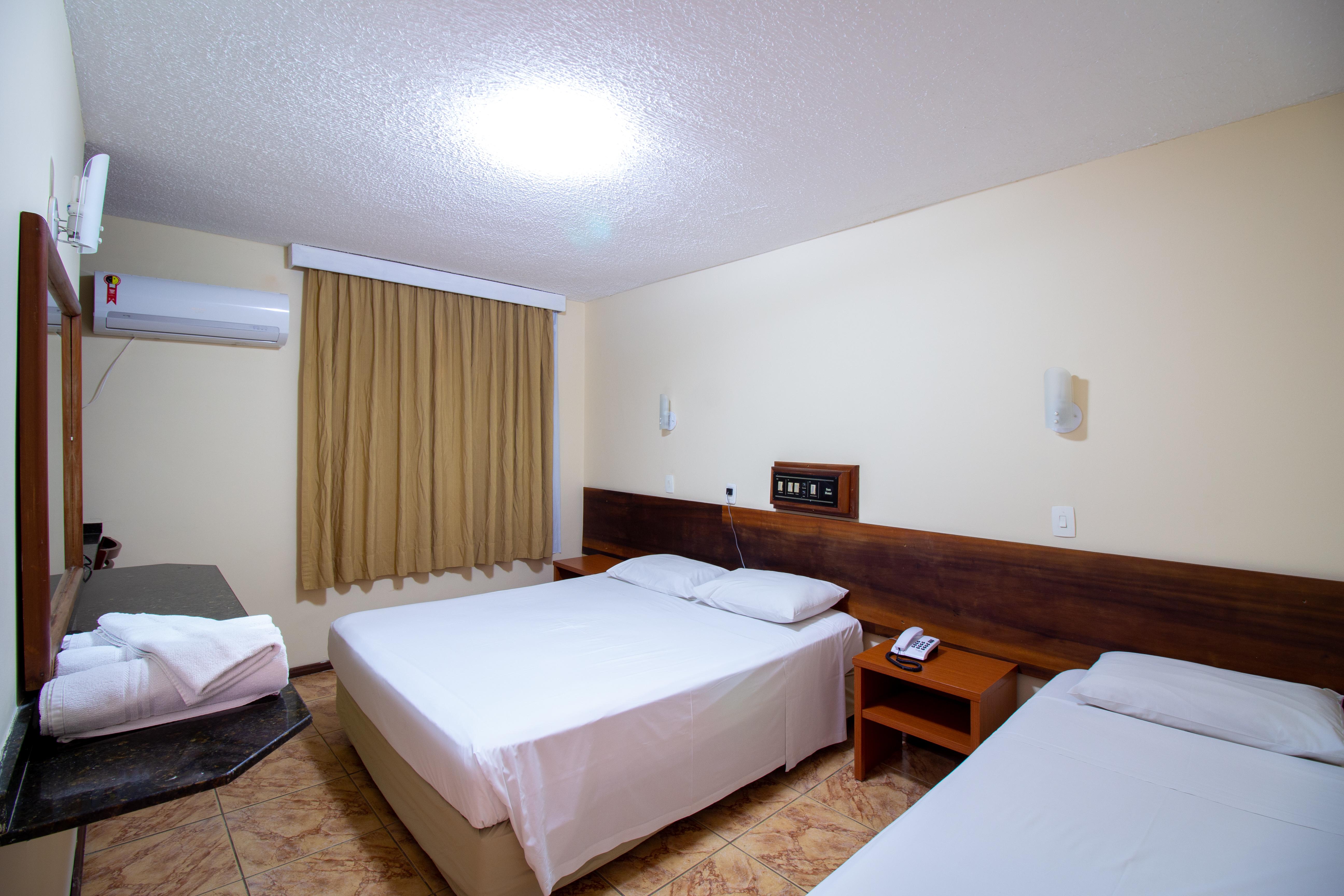 Hotel Dan Inn Express Foz Do Iguacu By Nacional Inn Exterior photo