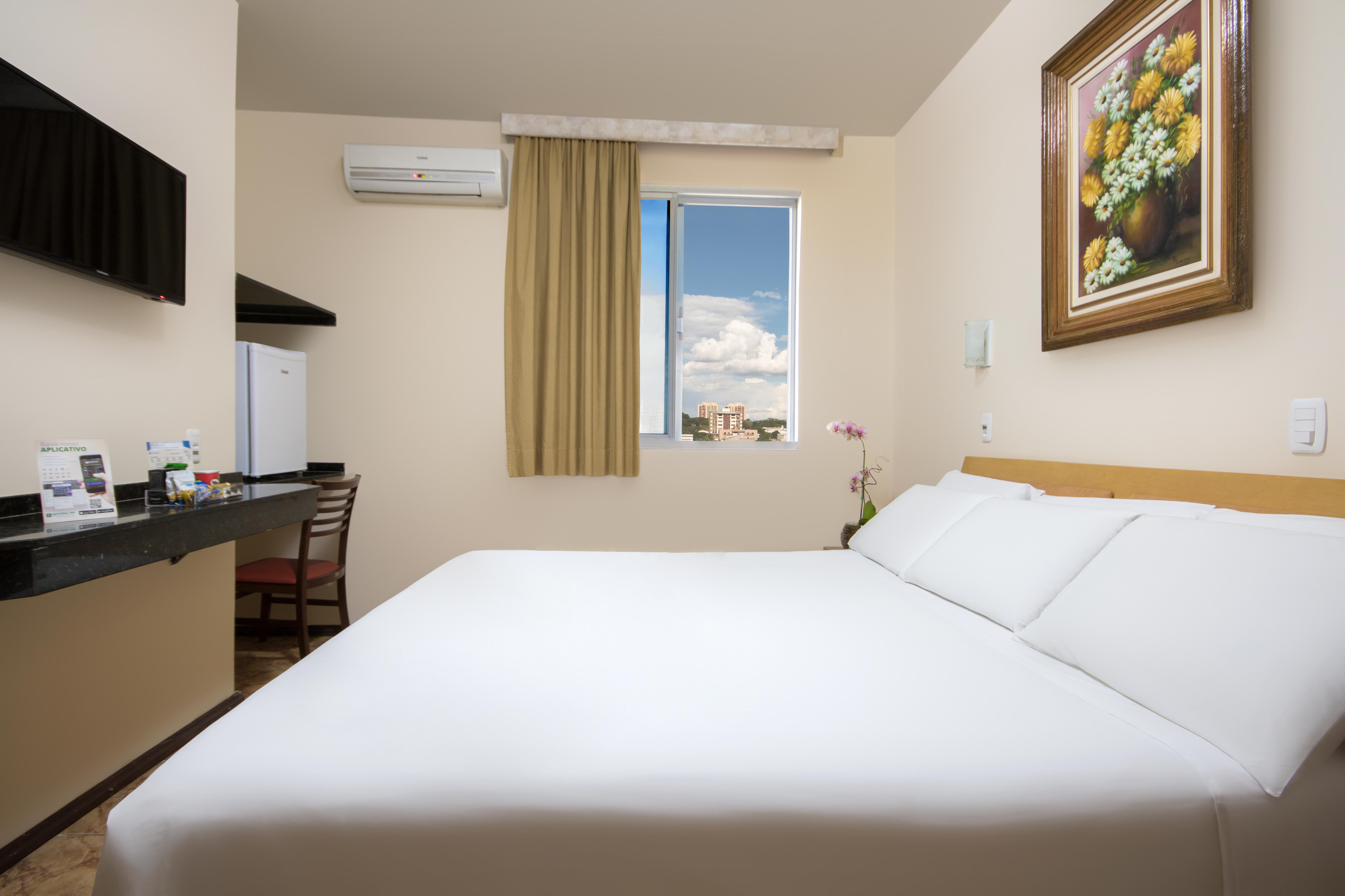 Hotel Dan Inn Express Foz Do Iguacu By Nacional Inn Exterior photo